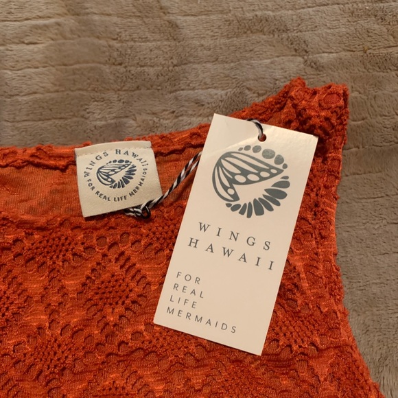 Lacy crop top by Wings Hawai’i - Picture 2 of 4